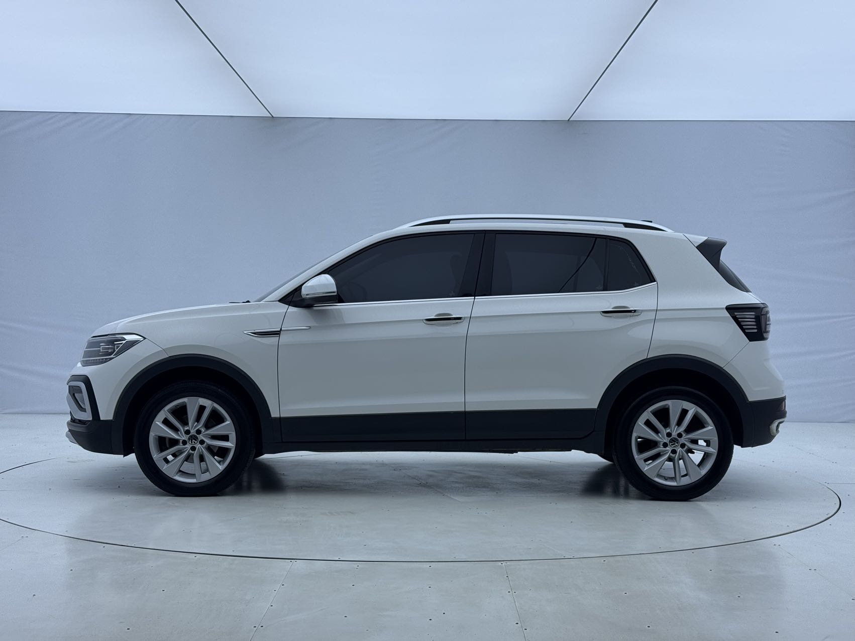 Volkswagen T-Cross 2022 #7 Volkswagen T-Cross 2022 car image #7