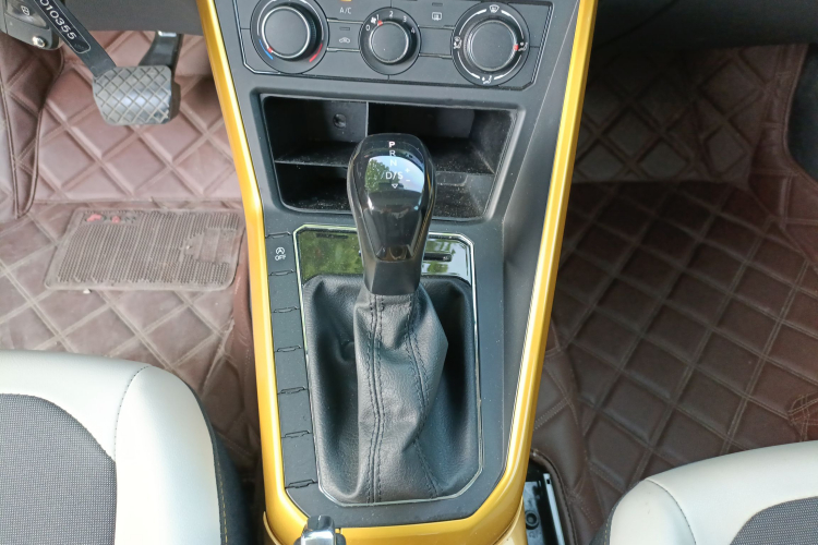 Volkswagen Polo 2019 #14 Volkswagen Polo 2019 car image #14