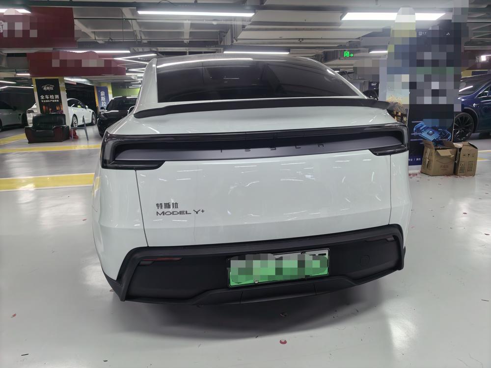 Tesla Model Y 2025 #5 Tesla Model Y 2025 изображение автомобиля #5