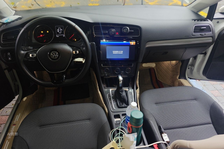 Volkswagen Golf 2018 #11 Volkswagen Golf 2018 car image #11