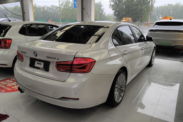 BMW 3 Series 2017 #5 BMW 3 Series 2017 car image #5