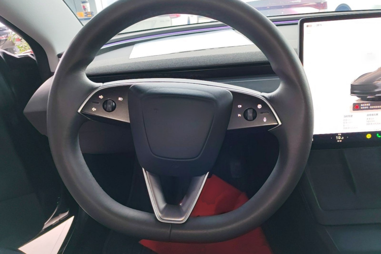 Tesla Model 3 2024 #11 Tesla Model 3 2024 car image #11