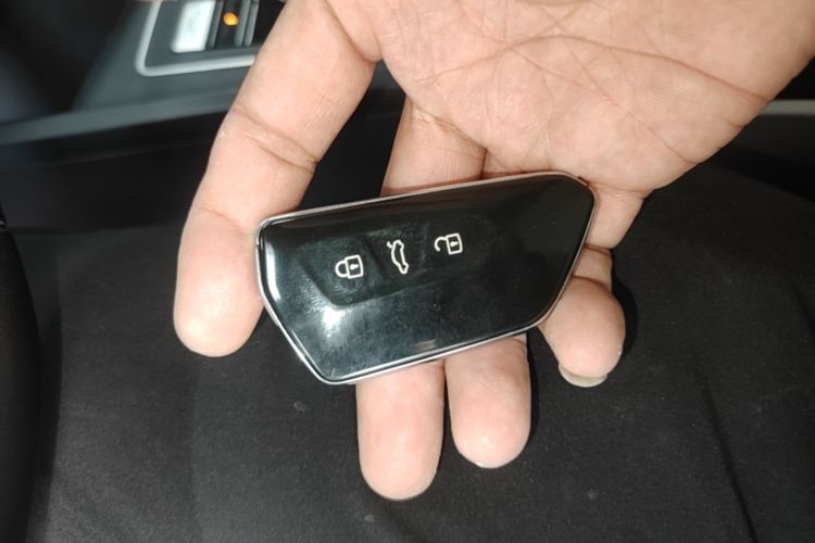 Volkswagen Golf 2021 car image #9