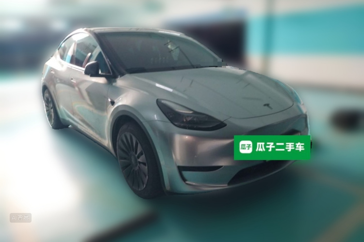 Tesla Model Y 2022 #4 Tesla Model Y 2022 car image #4
