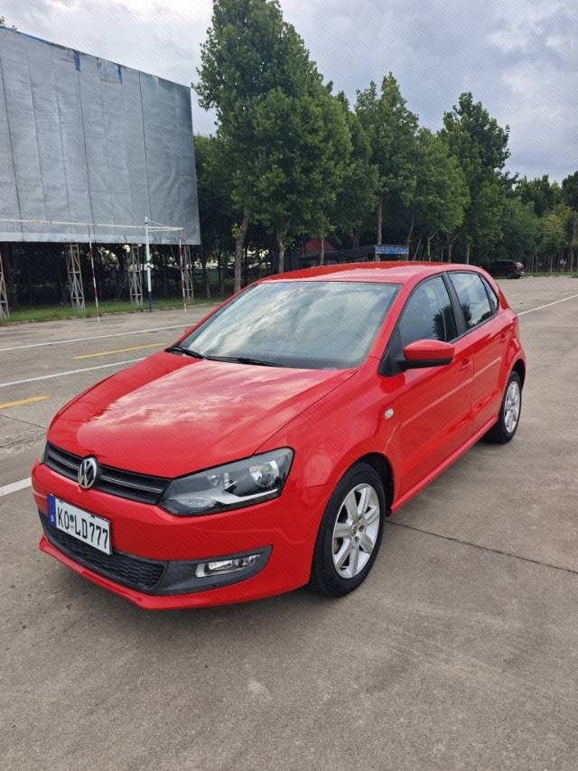 Volkswagen Polo 2013 car image 