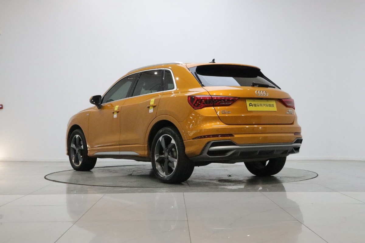 Audi Q3 2021 immagine di auto #6