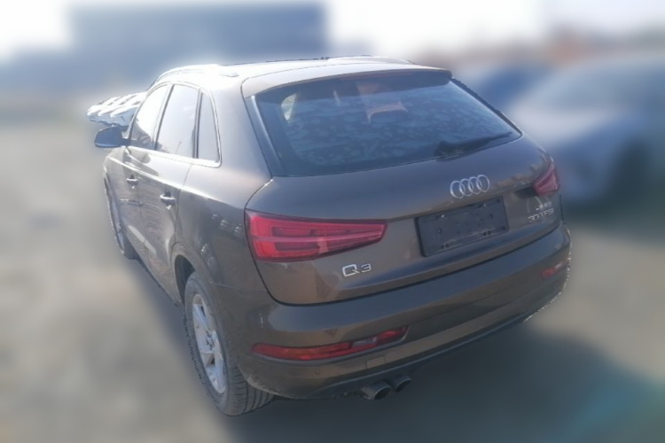 Audi Q3 2016 imagem de carro #5