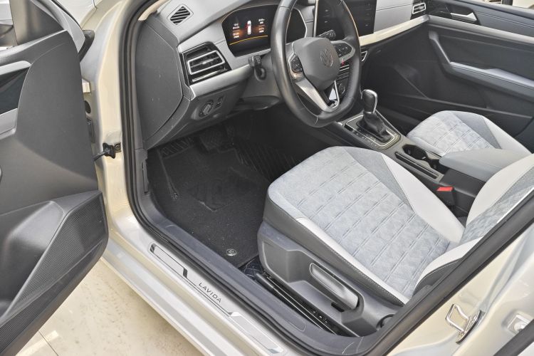 Volkswagen Lavida 2022 car image #14