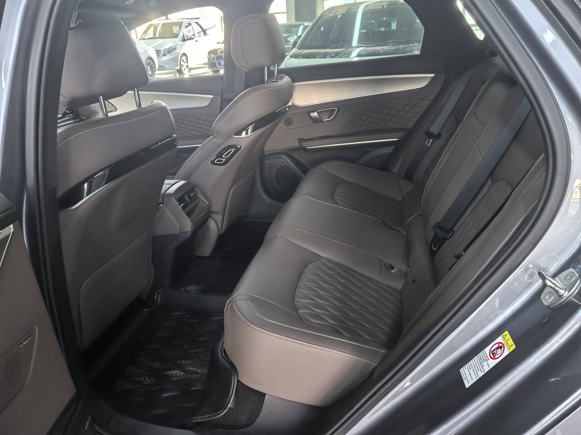 BYD Han 2023 #9 BYD Han 2023 immagine di auto #9