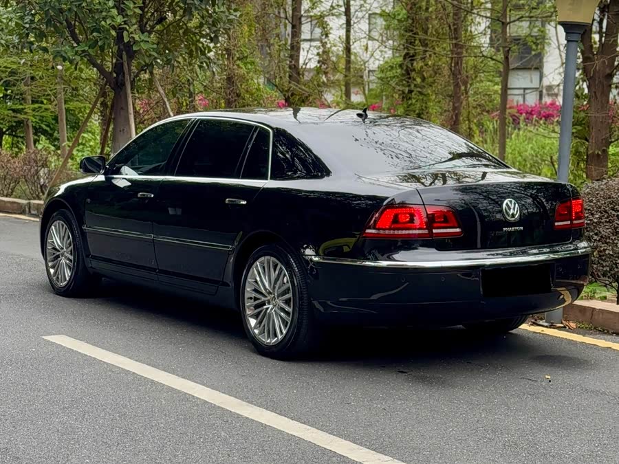 Volkswagen Pheaton 2016 immagine di auto #39