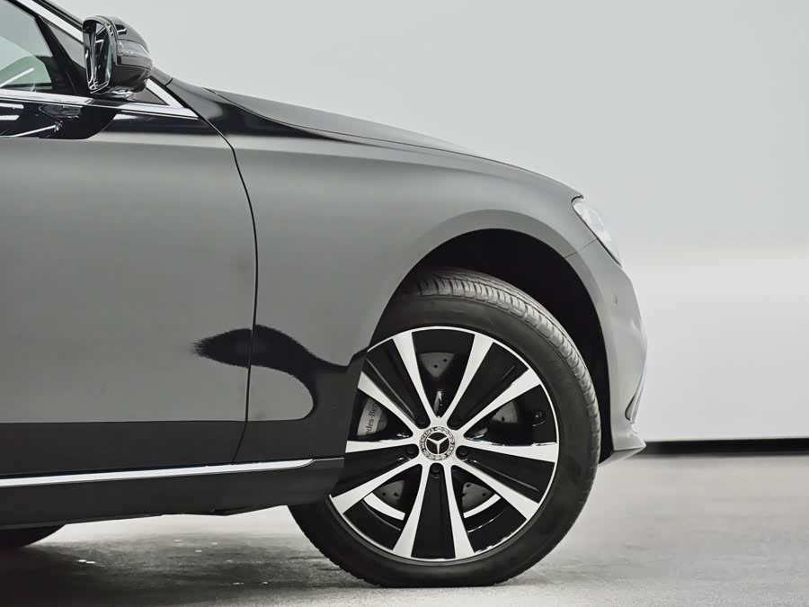 Mercedes-Benz E Class New Energy 2021 car image #39