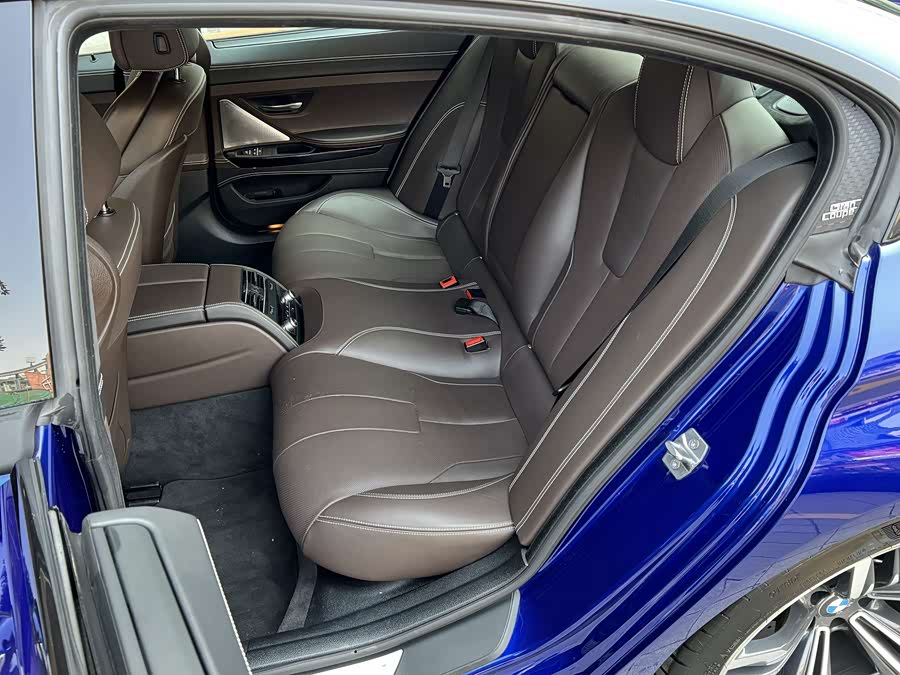 BMW M6 2015 car image #39