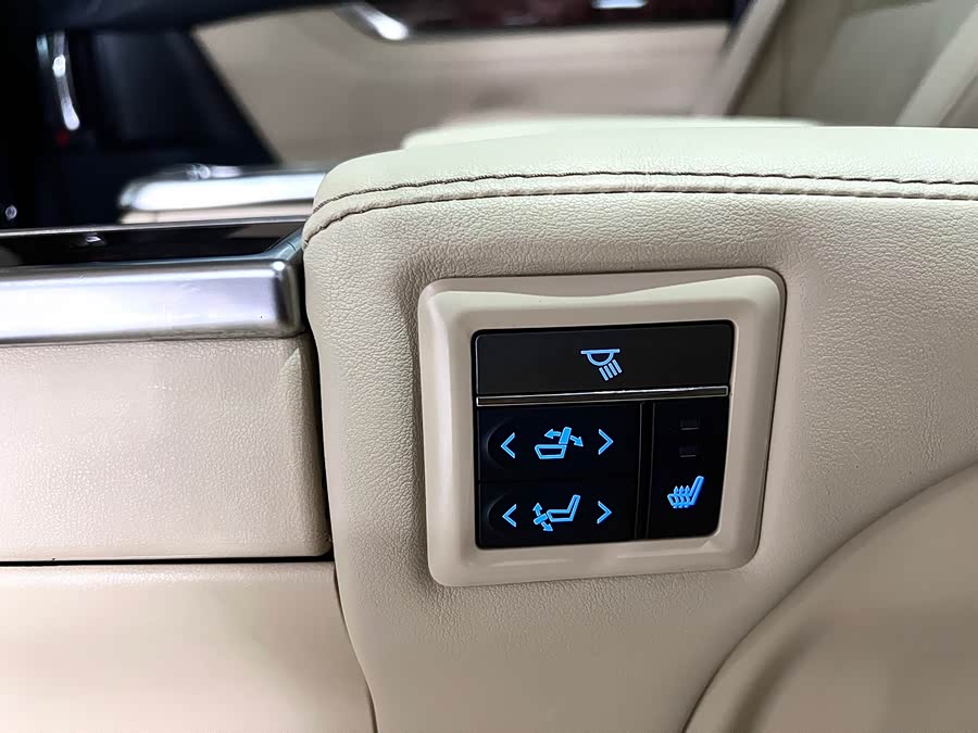 Toyota Alphard 2022 #39 Toyota Alphard 2022 car image #39