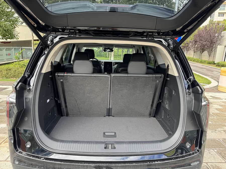 HongQi HS7 PHEV 2024 car image #39