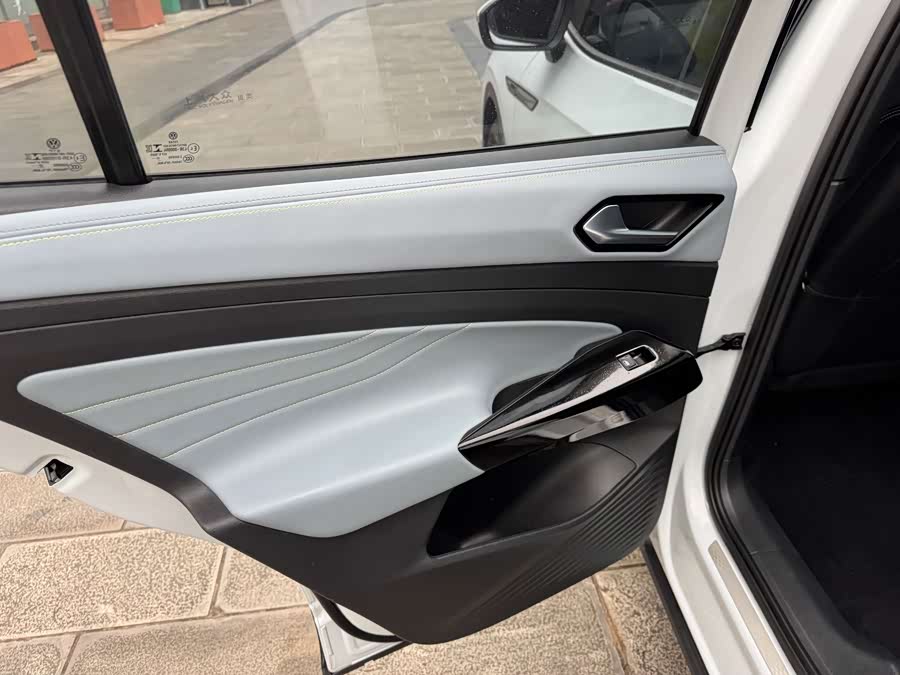 Volkswagen ID.4 X 2023 #39 Volkswagen ID.4 X 2023 immagine di auto #39