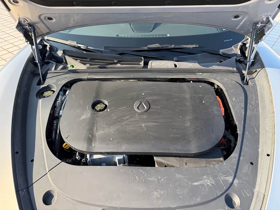 Denza Z9GT 2025 immagine di auto #39