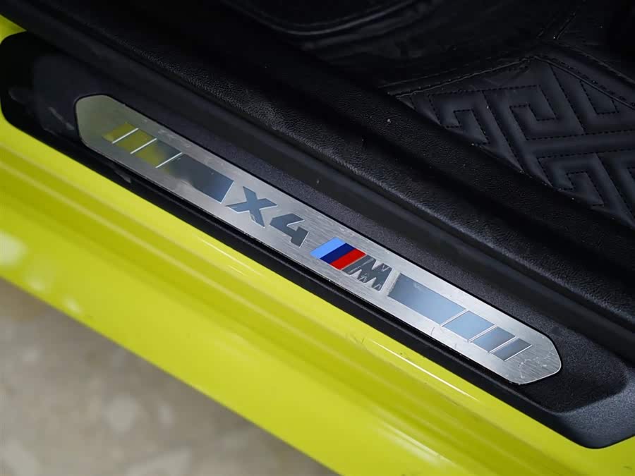 BMW X4 M 2022 immagine di auto #39