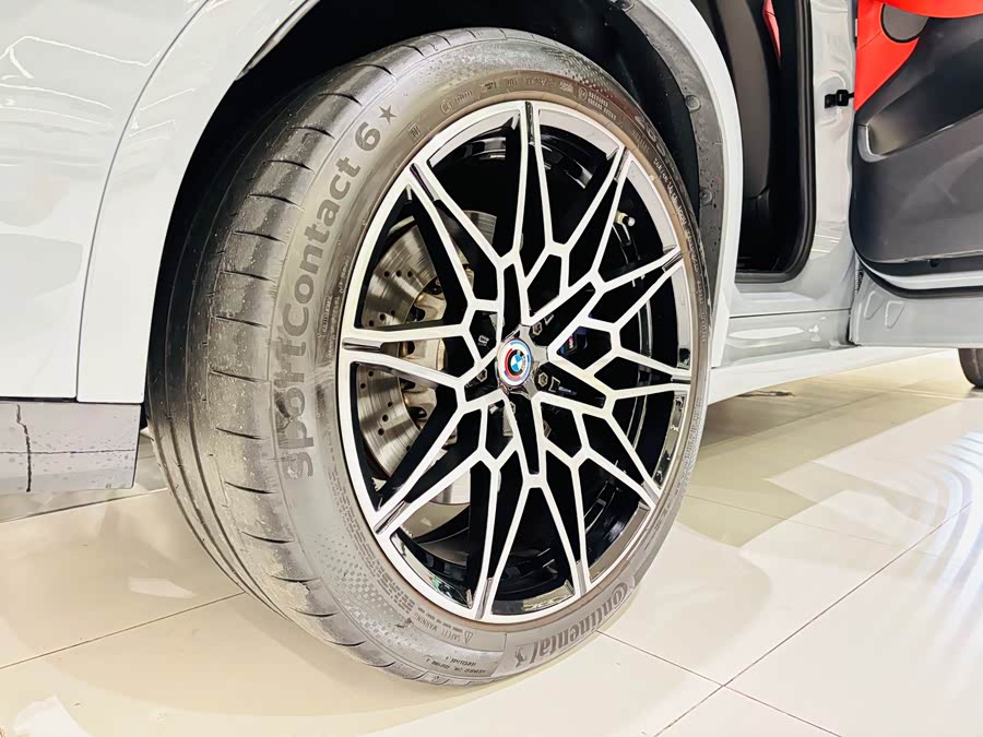 BMW X4 M 2023 car image #39