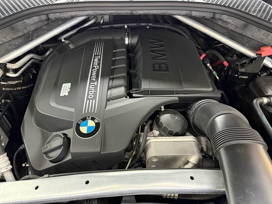 BMW X6 2016 car image #39