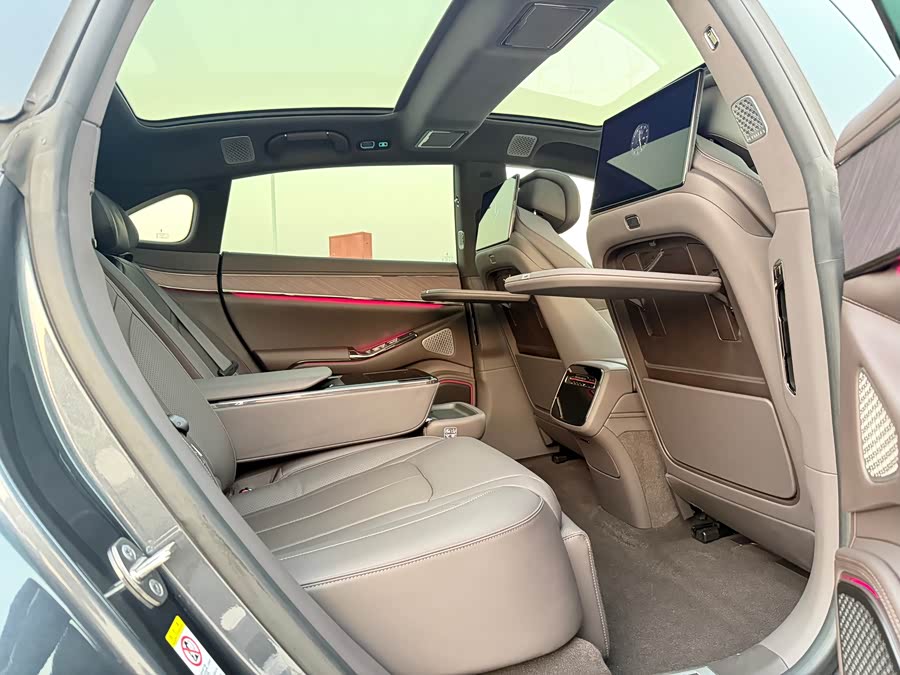 Denza Z9 2024 immagine di auto #39