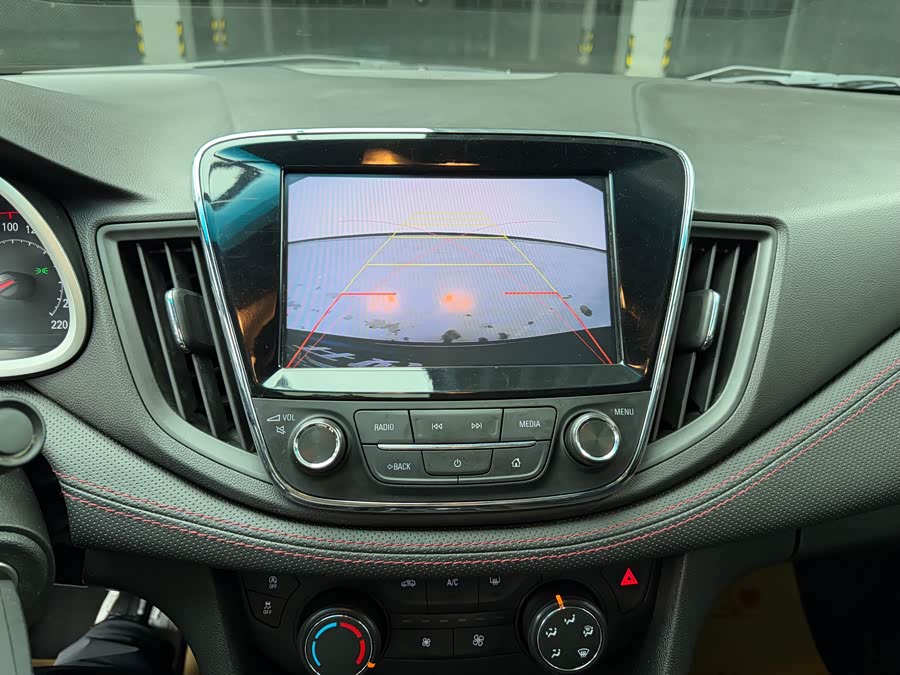 雪佛兰 科鲁泽 2019 汽车图片 #39