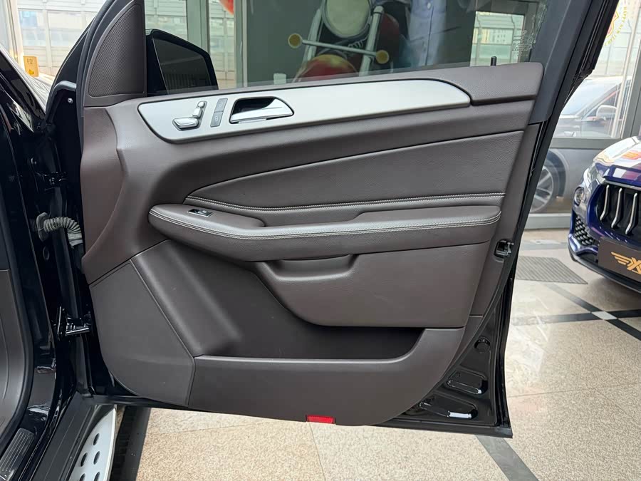 Mercedes-Benz GLE Class 2015 #39 Mercedes-Benz GLE Class 2015 car image #39