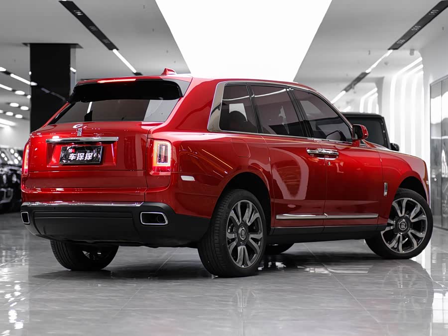 Rolls-Royce Cullinan 2023 #39 Rolls-Royce Cullinan 2023 car image #39