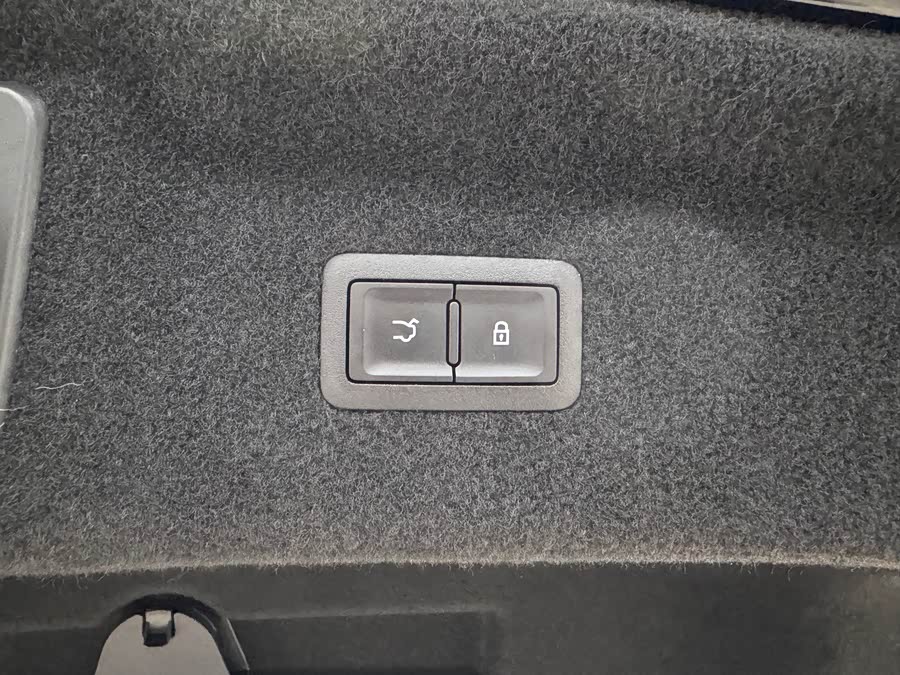 HongQi H9 2024 car image #39