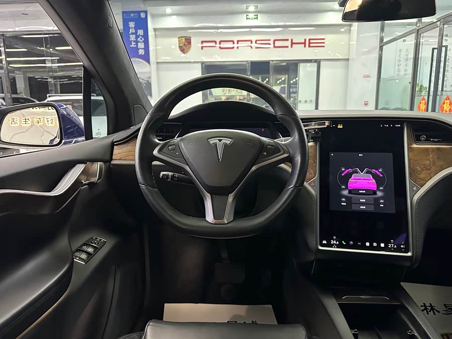 Tesla Model X 2021 #39 Tesla Model X 2021 car image #39