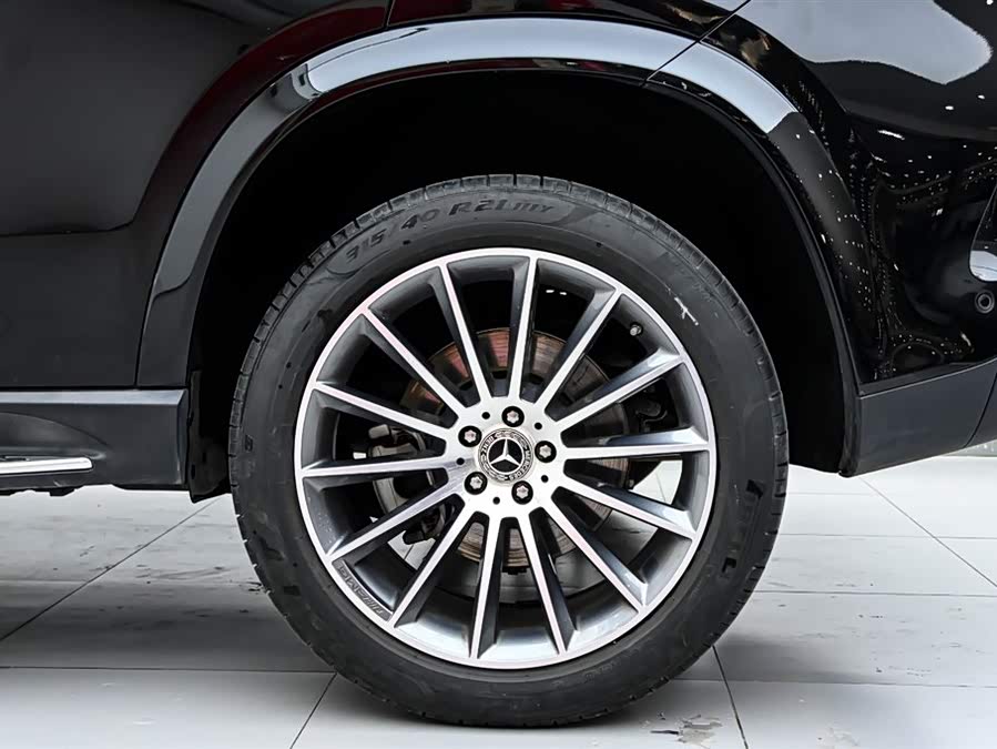 Mercedes-Benz GLE Class 2023 car image #39