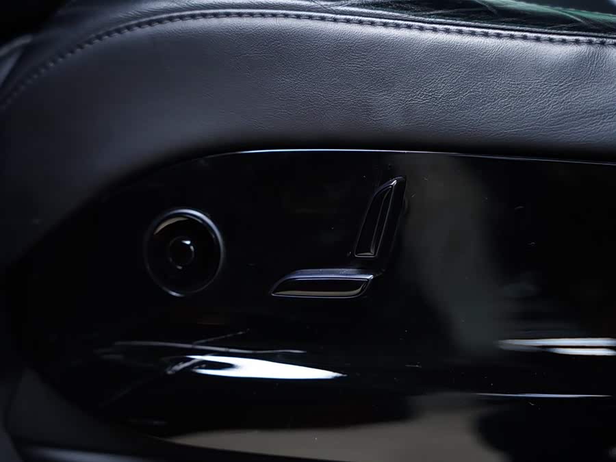 特斯拉 Model X 2017 汽车图片 #39