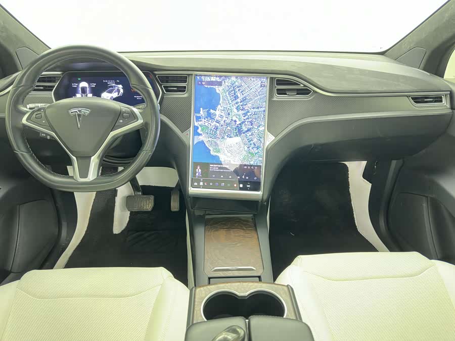 特斯拉 Model X 2017 汽车图片 #39