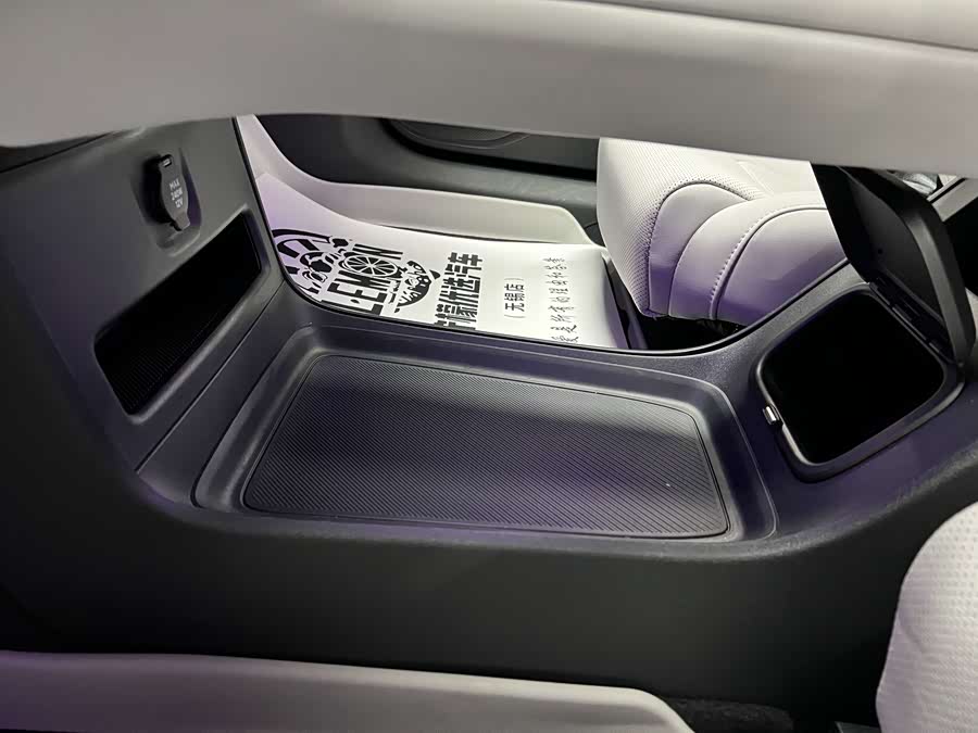 MI SU7 2024 car image #39