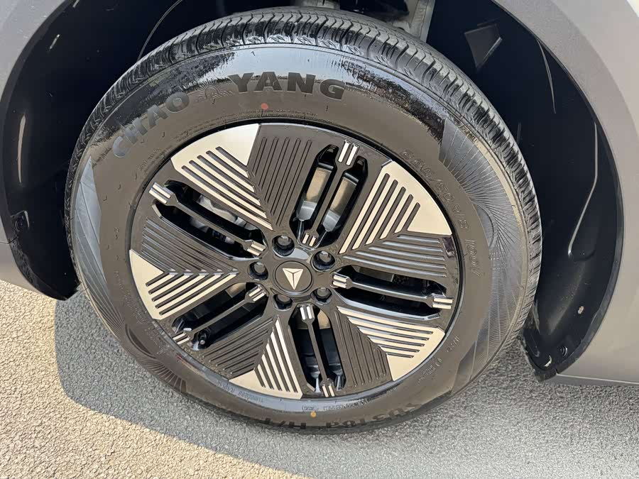 Deepal S05 2025 immagine di auto #39