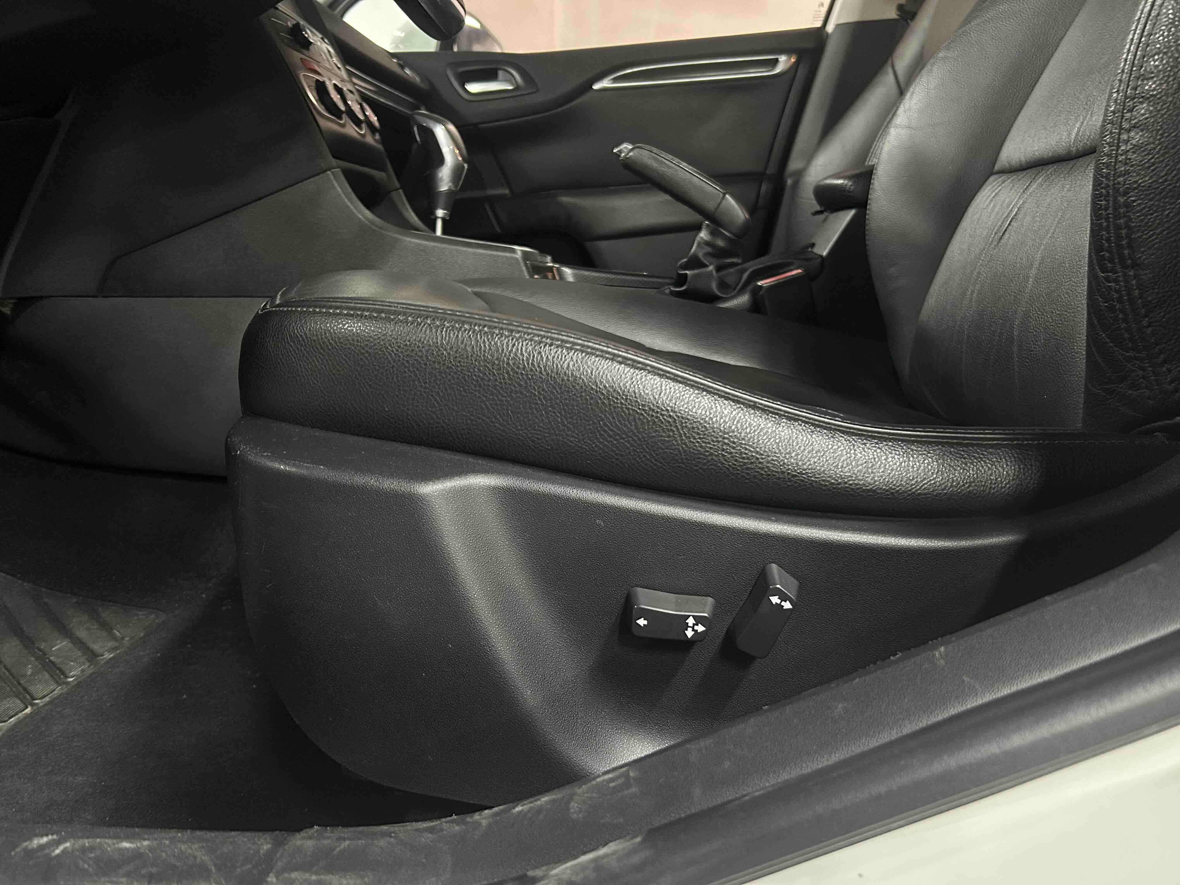 Citroen C4L 2013 #39 Citroen C4L 2013 car image #39