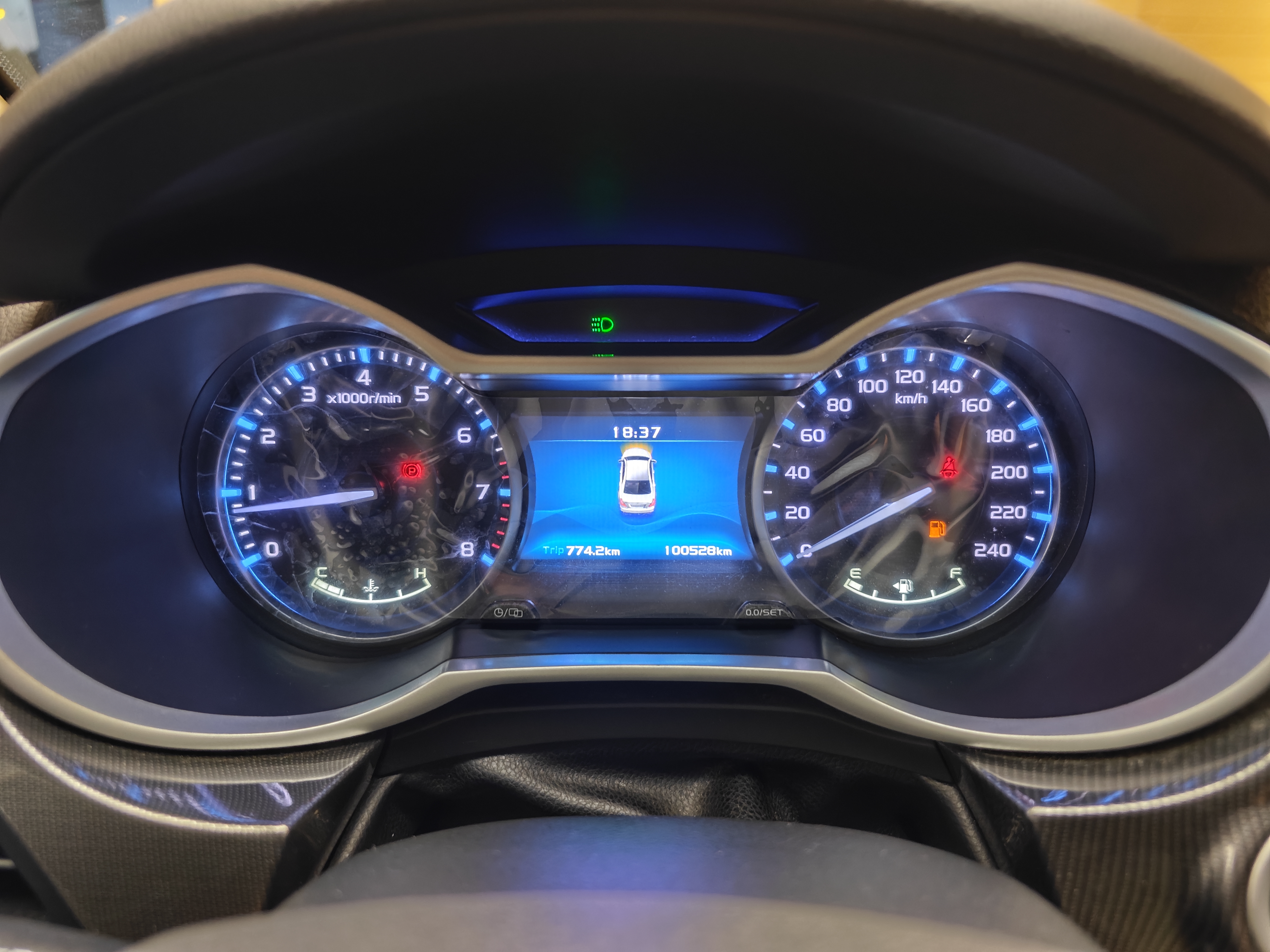 GEELY Emgrand 2018 car image #39