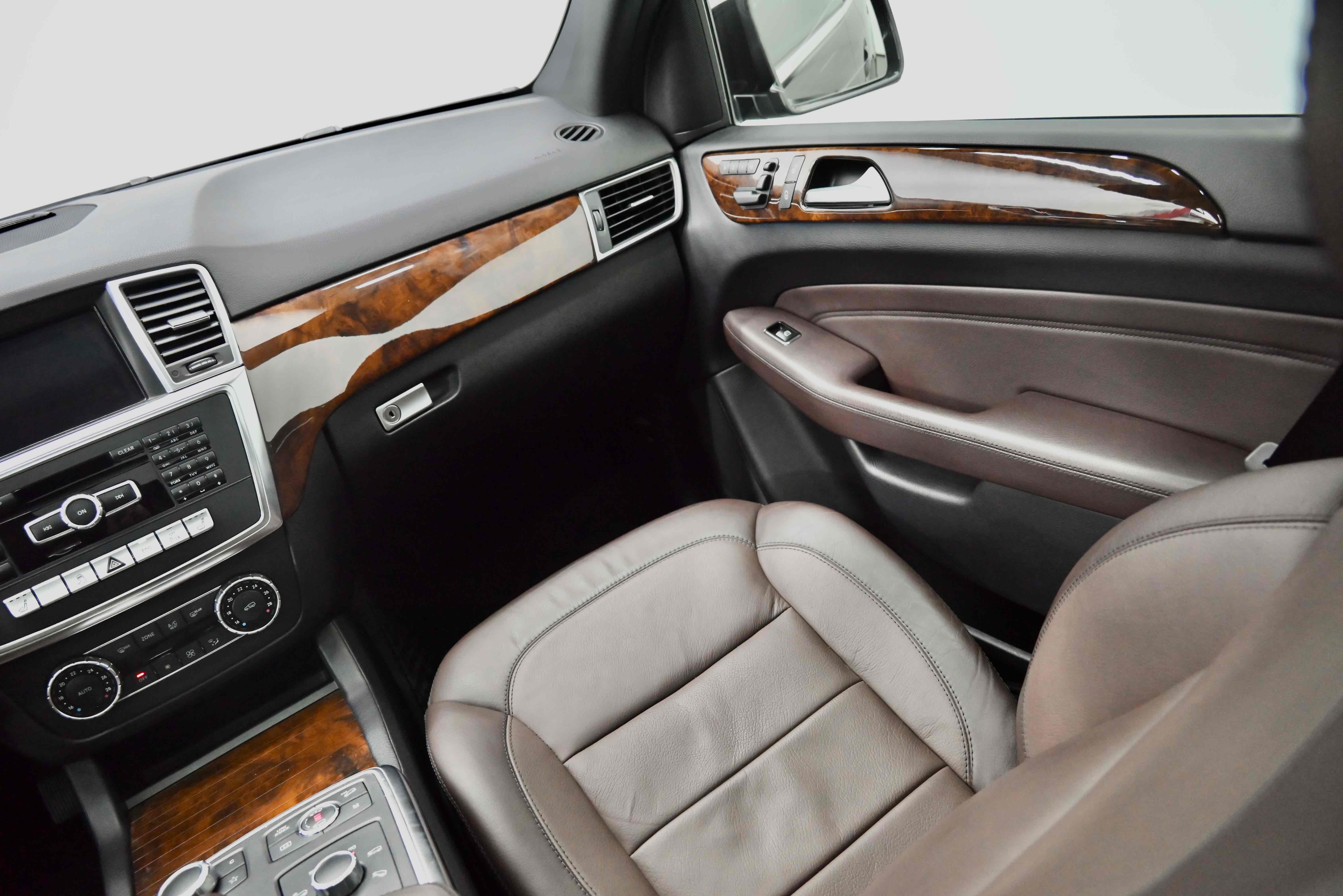 Mercedes-Benz M Class 2014 car image #39