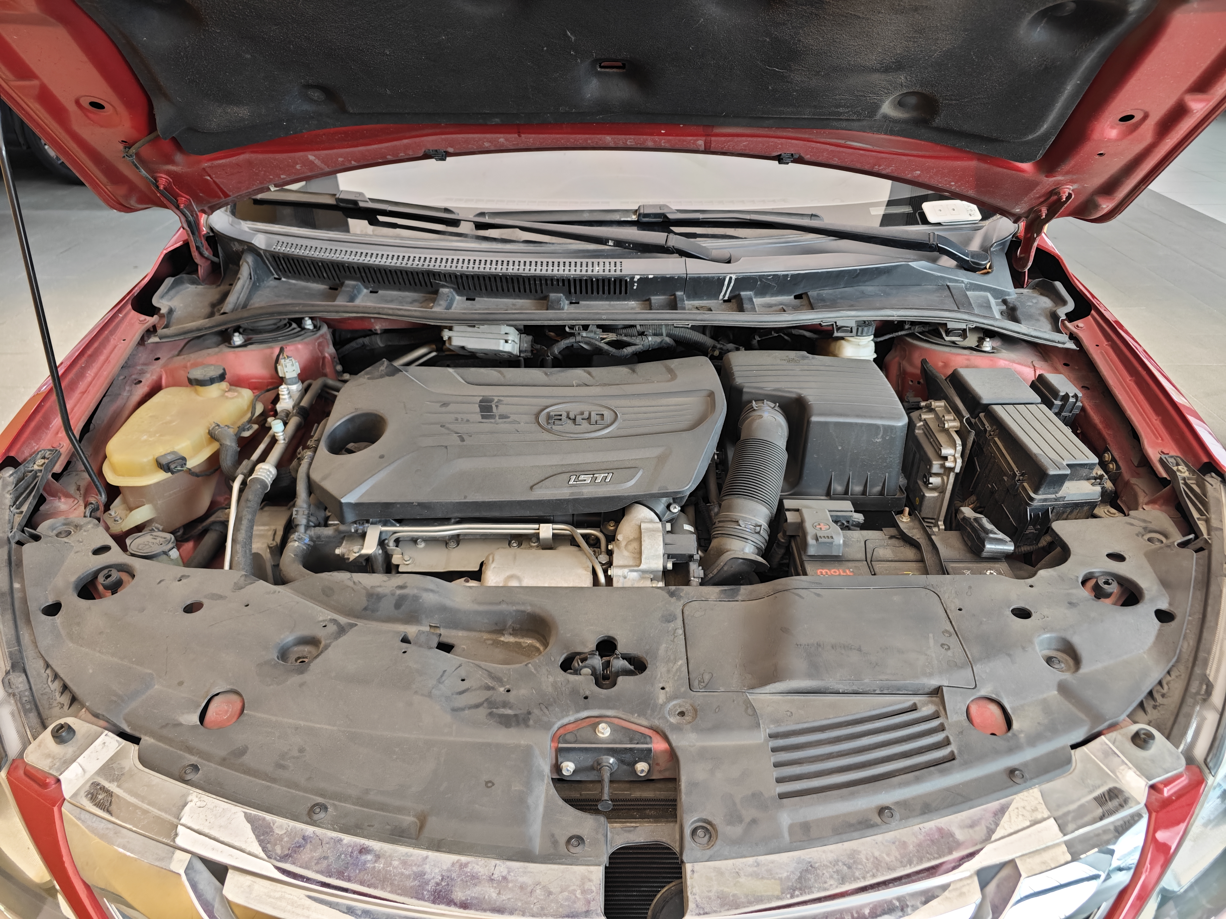 BYD G5 2016 #39 BYD G5 2016 car image #39