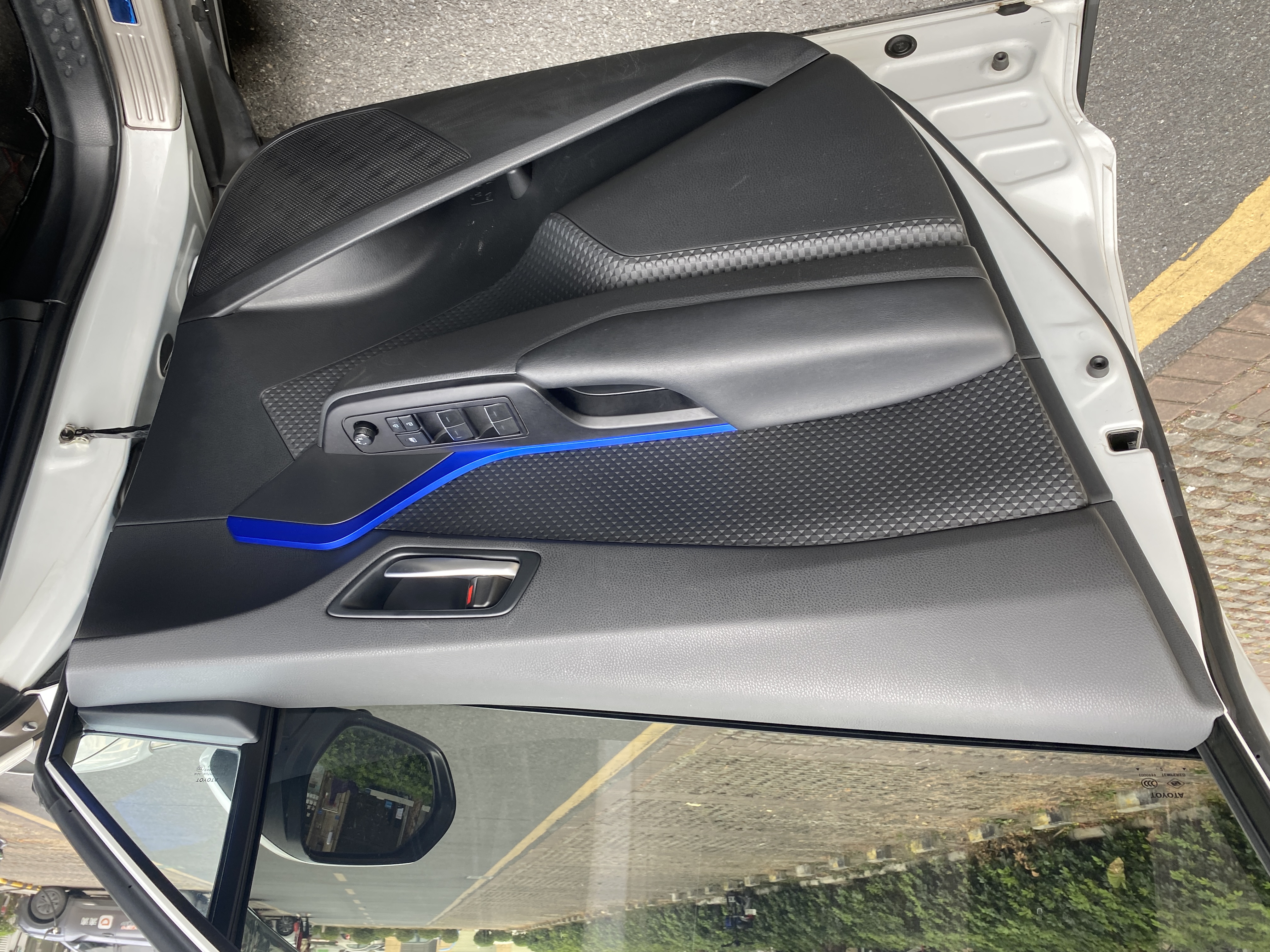 Toyota C-HR 2022 #39 Toyota C-HR 2022 صورة سيارة #39