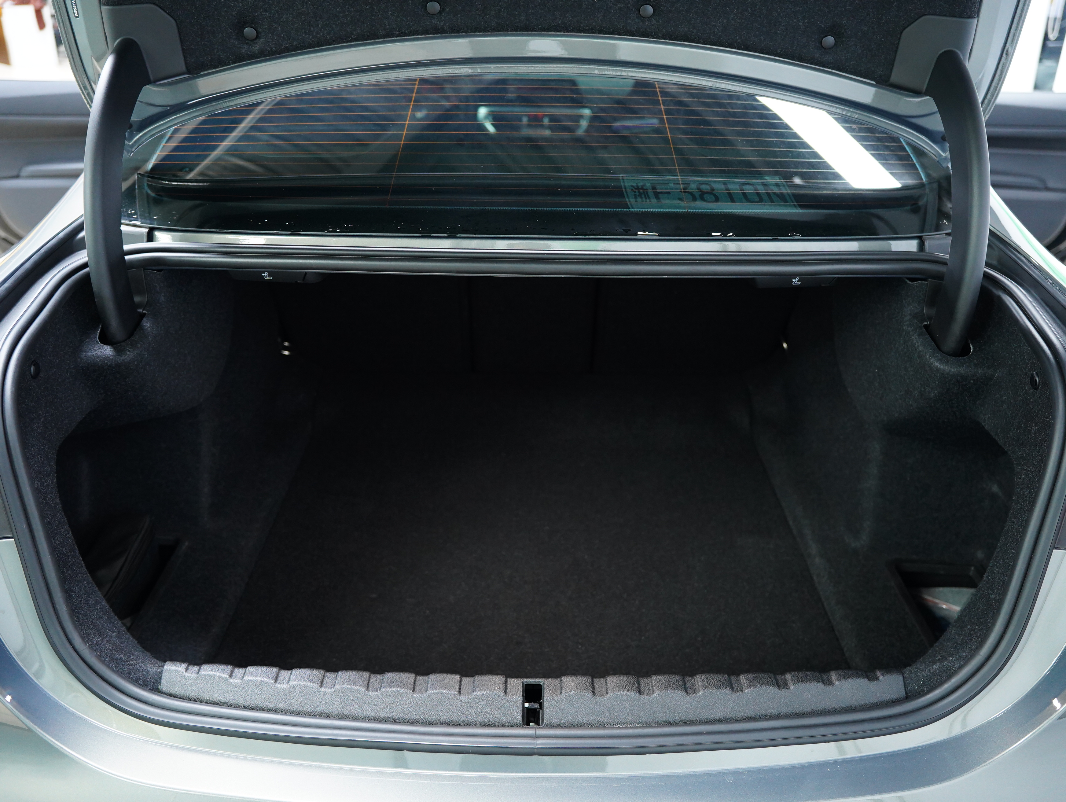 BMW M4 2023 car image #39