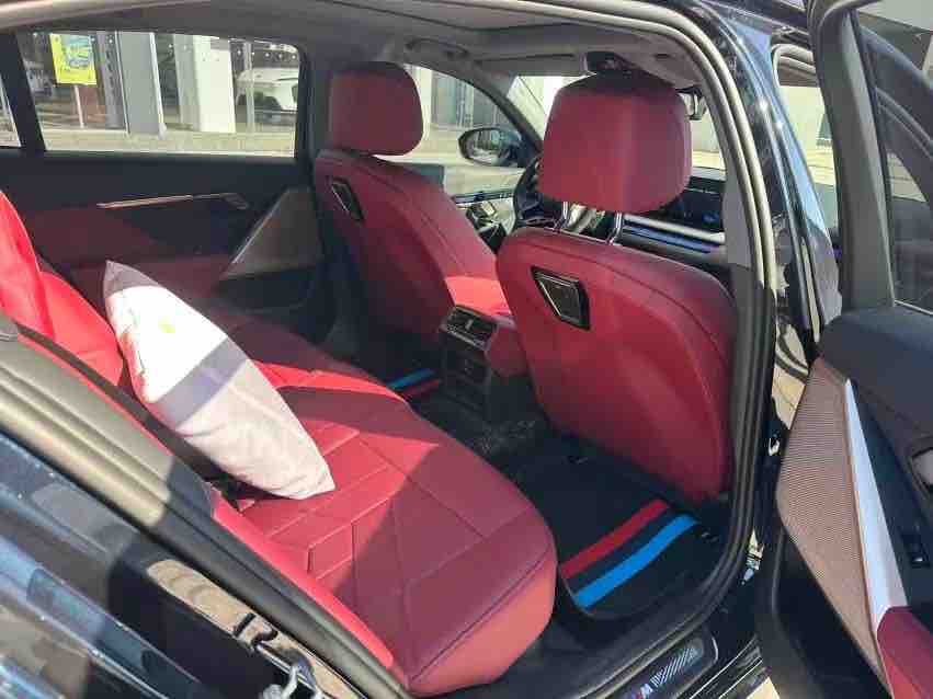 BMW i5 2024 car image #39