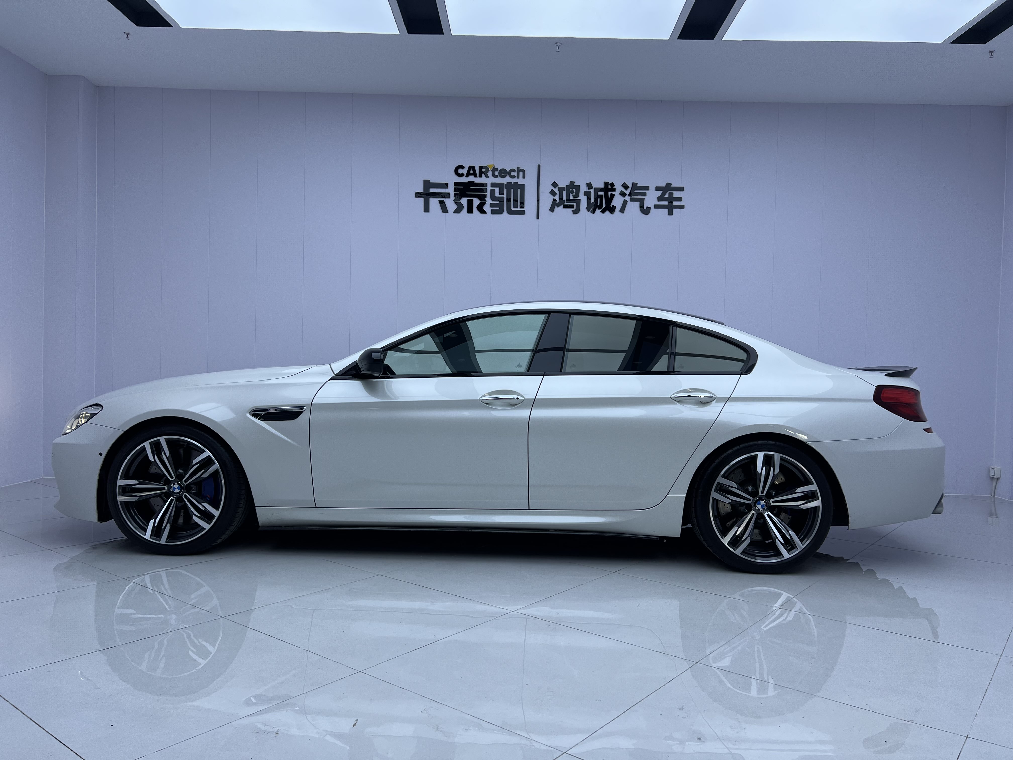 BMW M6 2016 car image #39