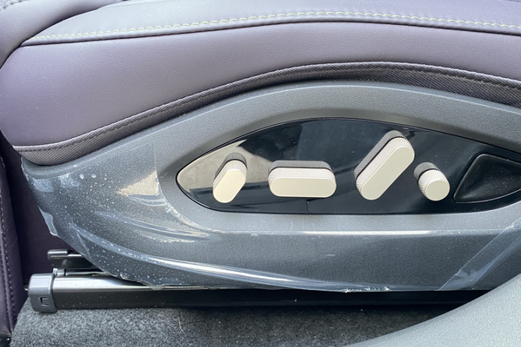 Avatr 07 2025 car image #39