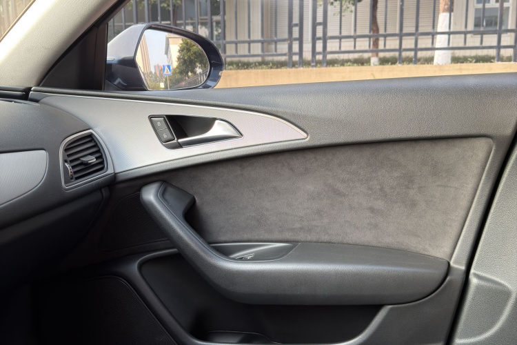 Audi A6 (Imported) 2018 #39 Audi A6 (Imported) 2018 car image #39