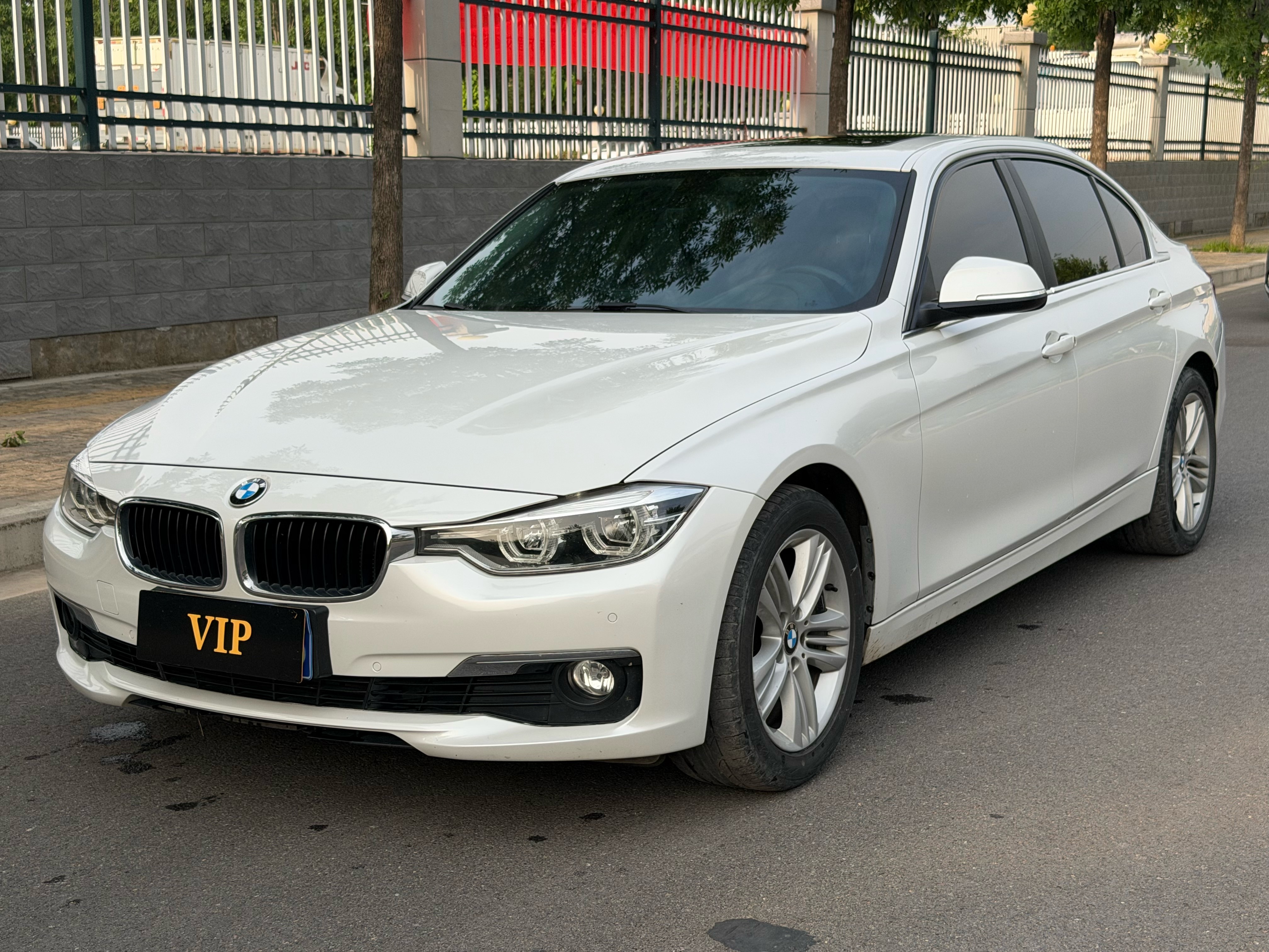 BMW 3 Series 2016 #2 BMW 3 Series 2016 car image #2