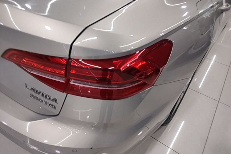 Volkswagen Lavida 2020 car image #8
