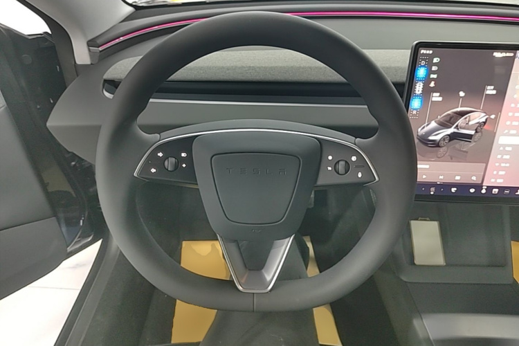 Tesla Model 3 2025 #11 Tesla Model 3 2025 car image #11