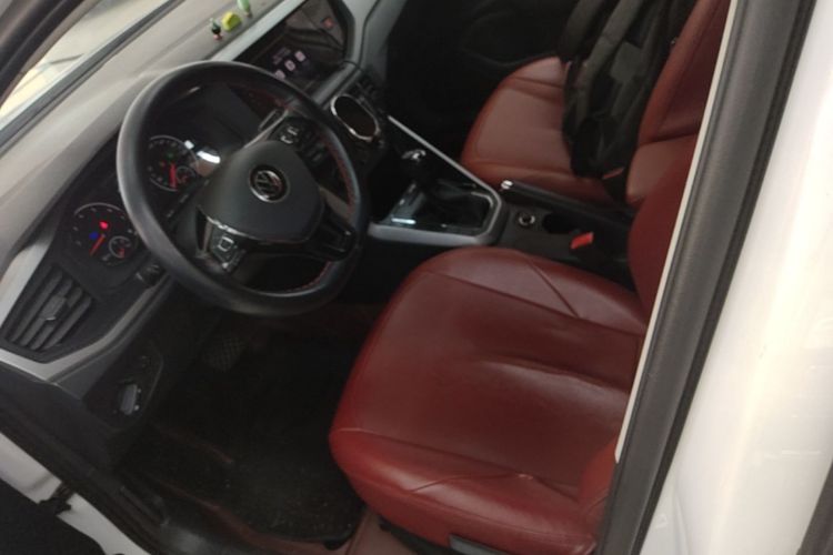 Volkswagen Polo 2021 car image #15