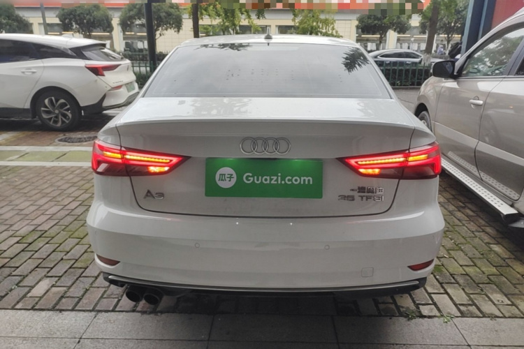 Audi A3 2018 imagen de coche #6