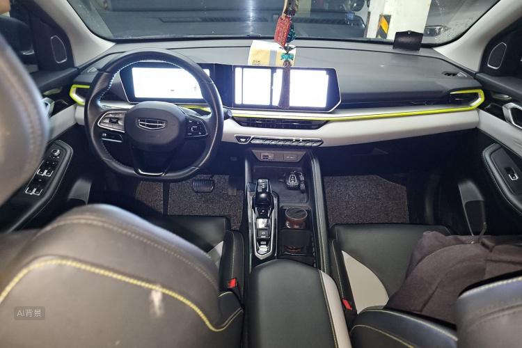 GEELY Coolray 2022 car image #11